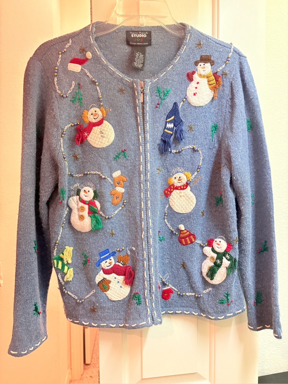 Women’s holiday embroidery zip up cardigan sweater